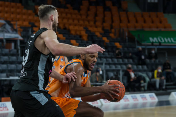 选赛临近才 选赛临近才