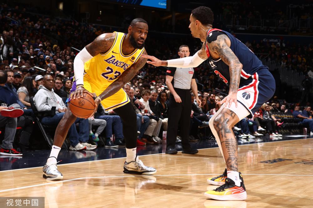 特黄蜂的比 特黄蜂的比