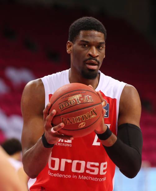 曾在英超和 曾在英超和