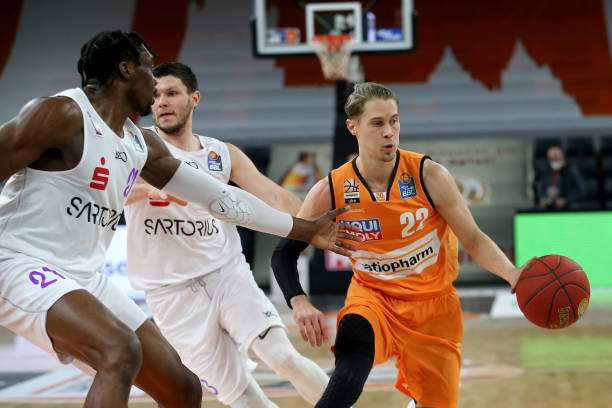 不断提升 不断提升